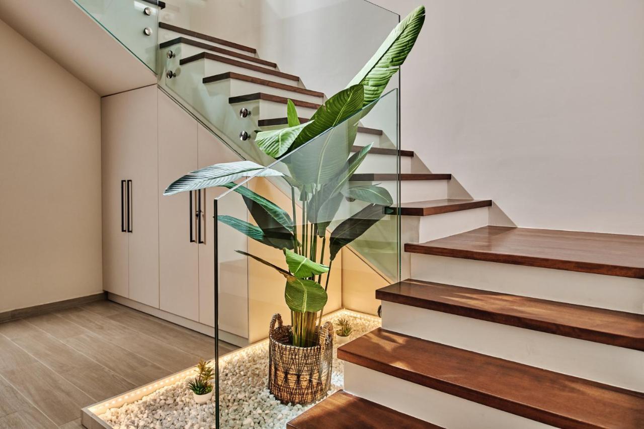 Althea Lavish Estate - &